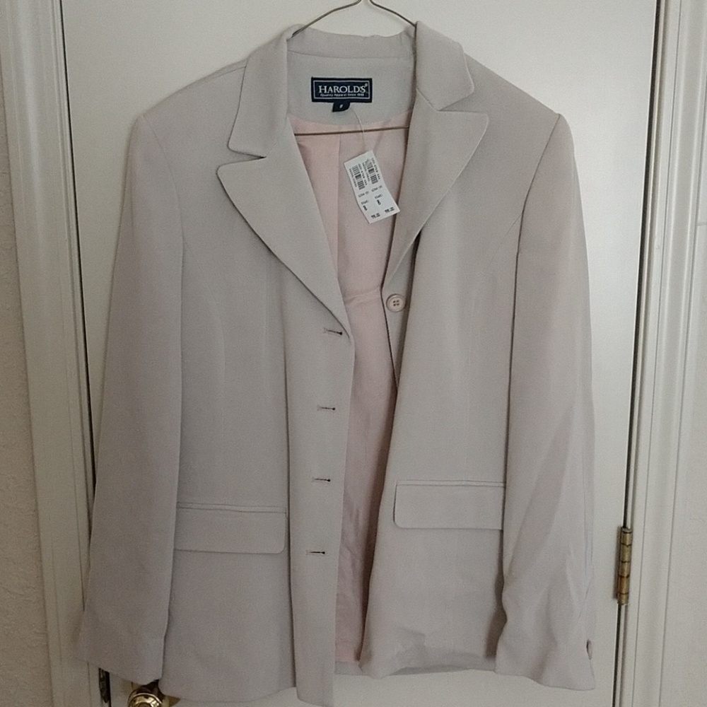 Harold's tan jacket